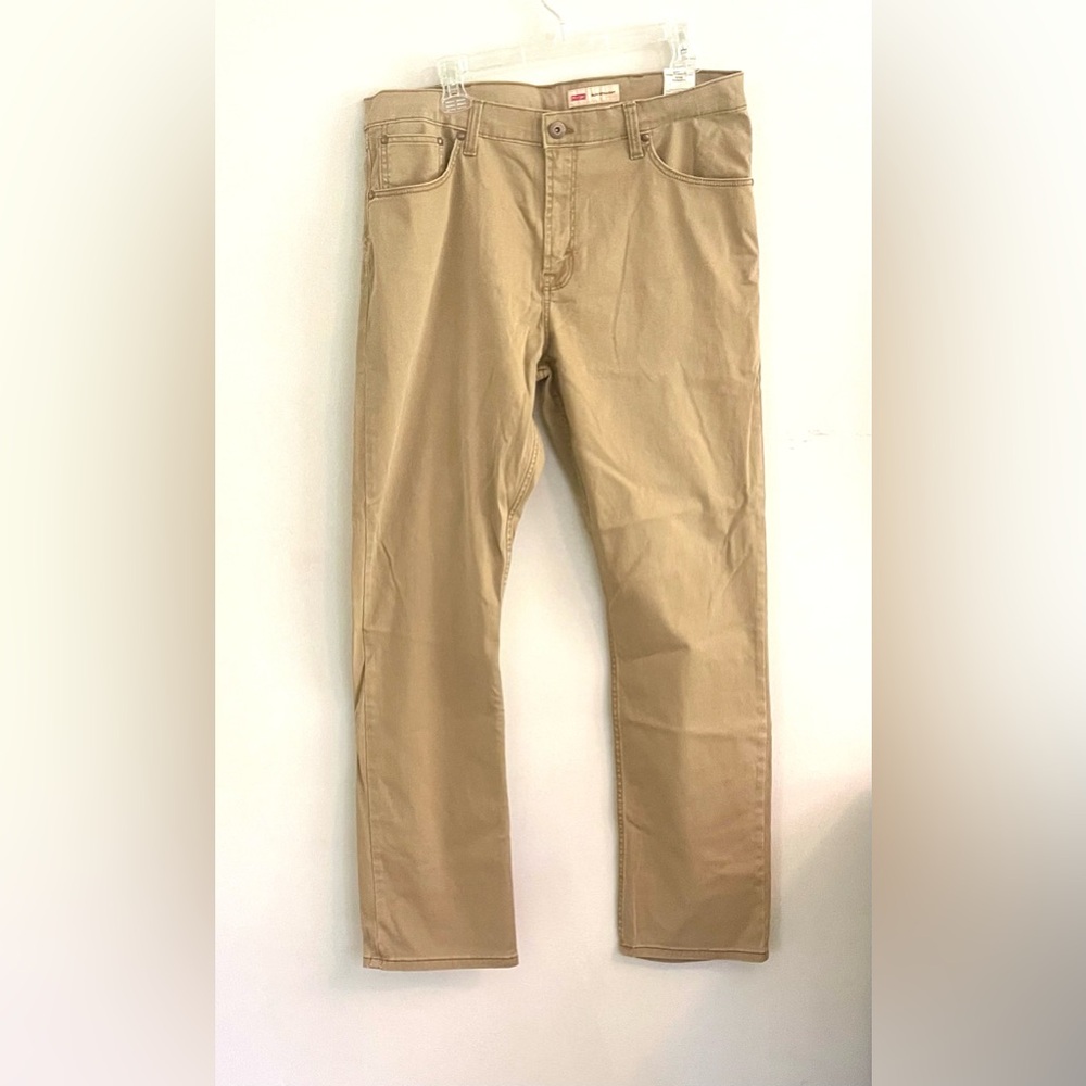 Wrangler Men's Tan Chinos